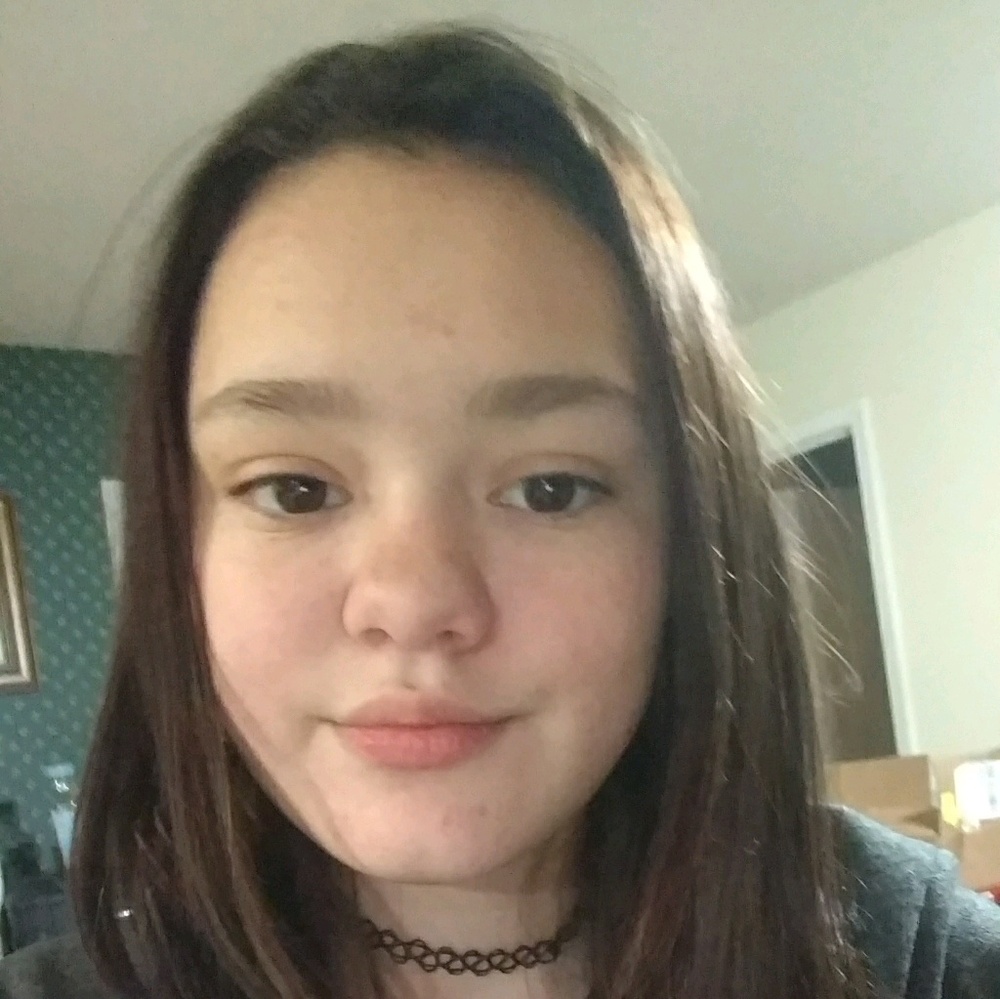 Meet your Posher, Niki